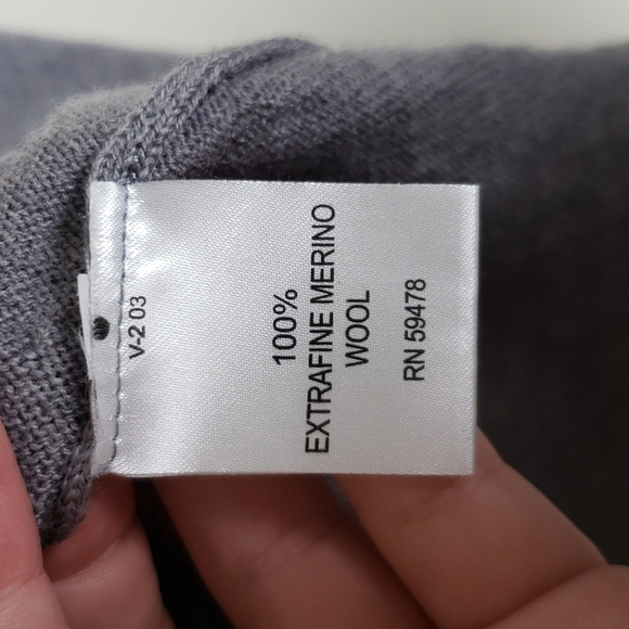 Brunella Gori gray sweater, lightweight extra fine merino wool scoop neck, large - Picture 5 of 7